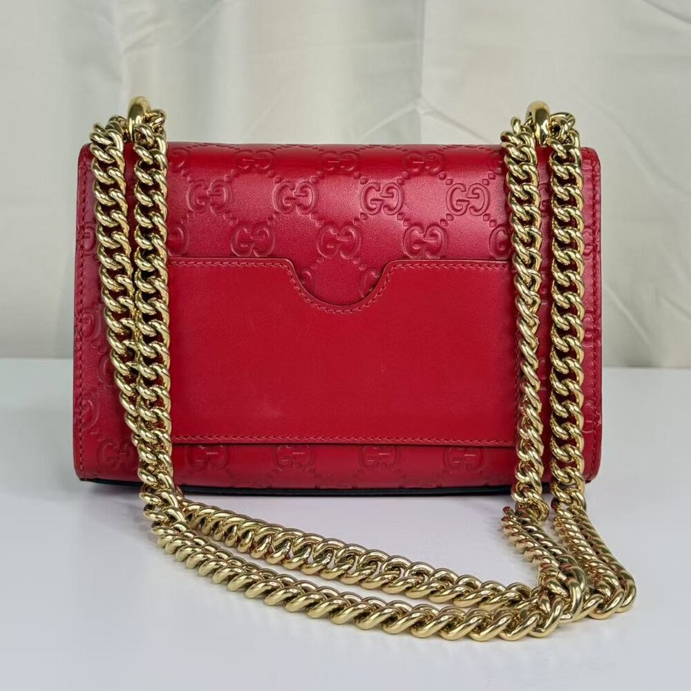 Gucci GG Logo Printed Red Leather Small Padlock Shoulder Bag with Gold Hardware - Picture 4 of 10